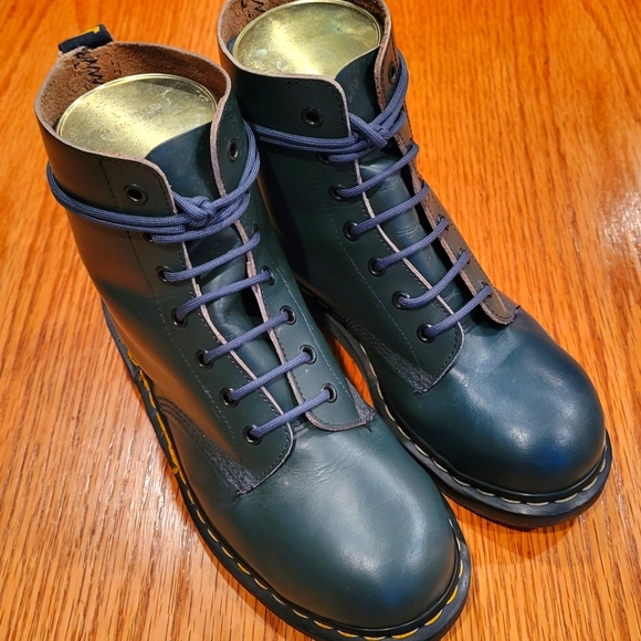 Made in England Doc Marten Boots - Picture 2 of 9